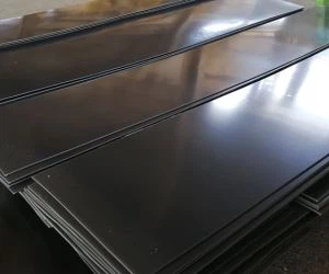 ABS lakštai su dideliu blizgiu paviršiumi